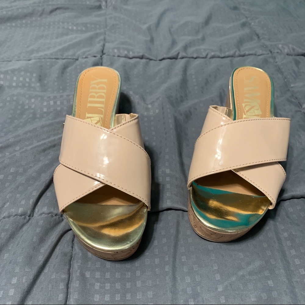 Sam & Libby wedge sandals size 8 tan cork sole